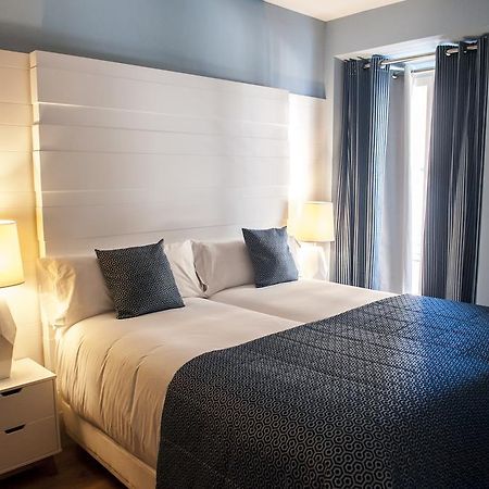 Apartamentos Art Suite ซานตานเดร์ ภายนอก รูปภาพ