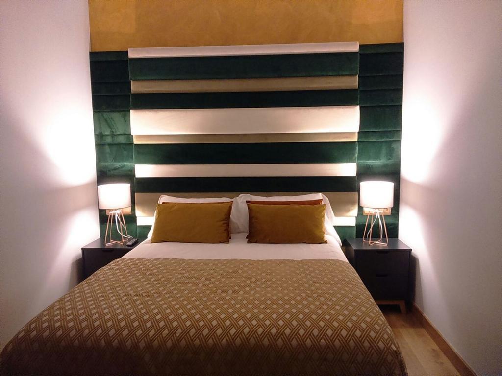 Apartamentos Art Suite ซานตานเดร์ ภายนอก รูปภาพ