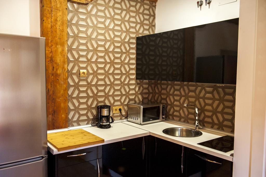 Apartamentos Art Suite ซานตานเดร์ ภายนอก รูปภาพ