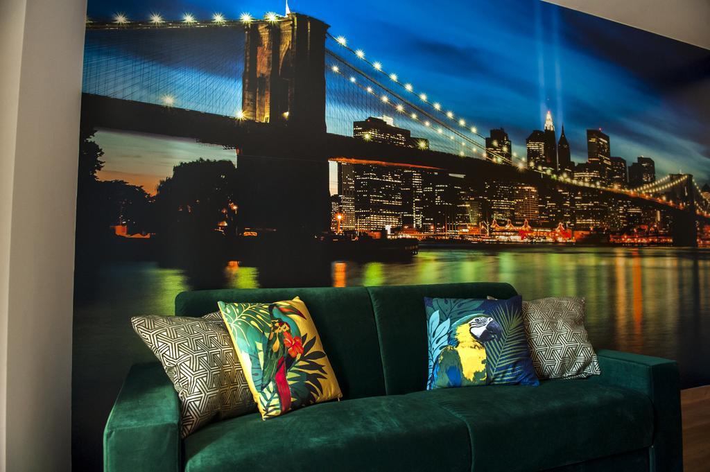 Apartamentos Art Suite ซานตานเดร์ ภายนอก รูปภาพ