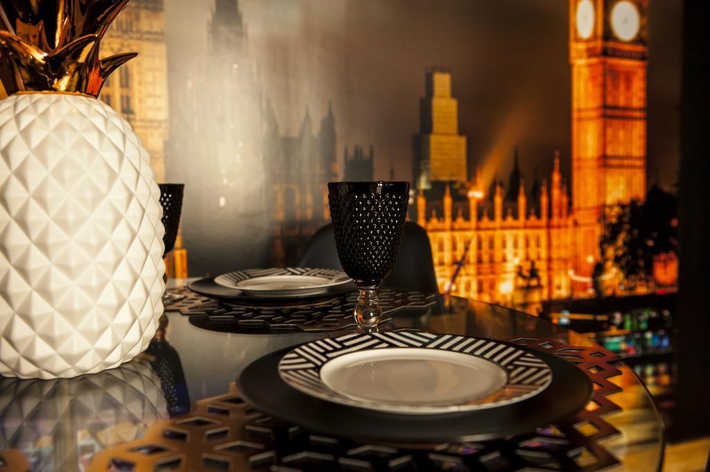 Apartamentos Art Suite ซานตานเดร์ ภายนอก รูปภาพ