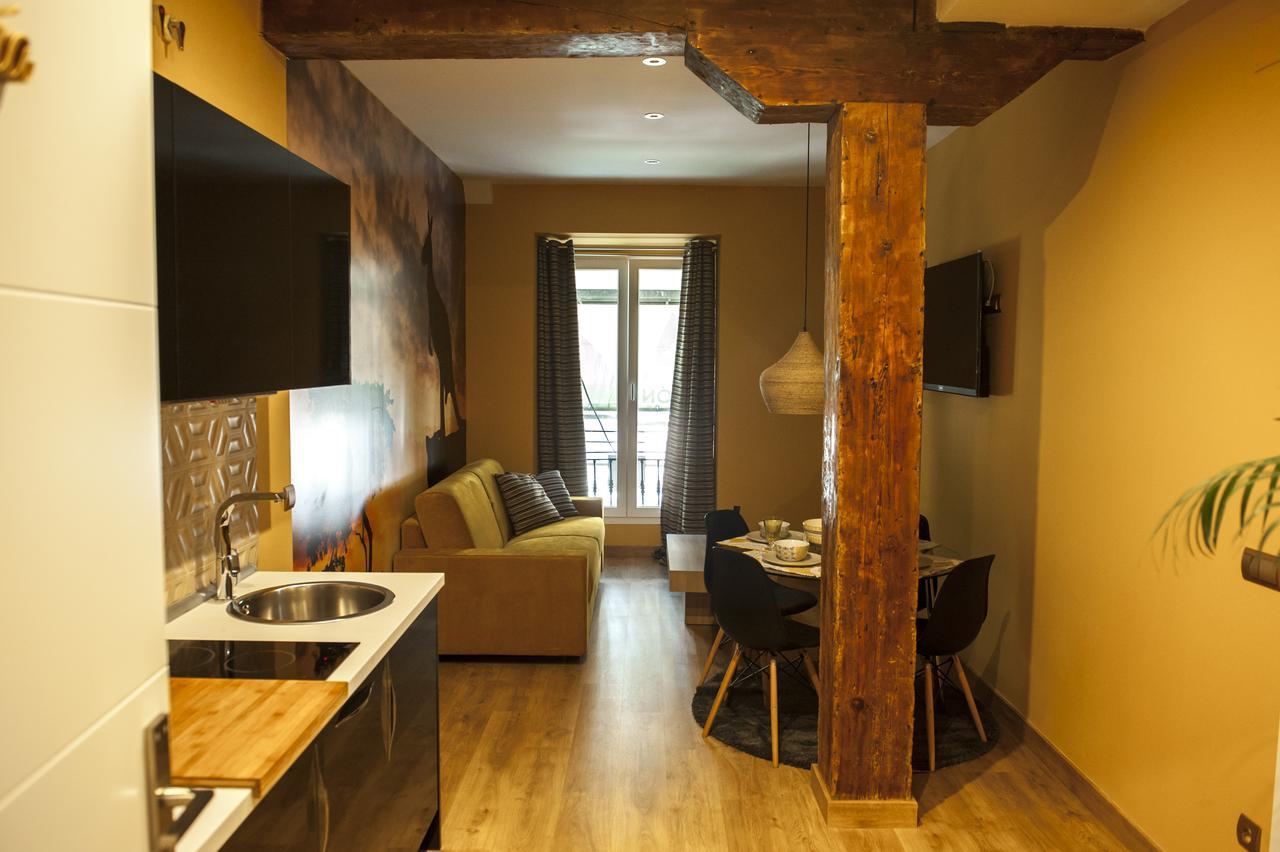Apartamentos Art Suite ซานตานเดร์ ภายนอก รูปภาพ